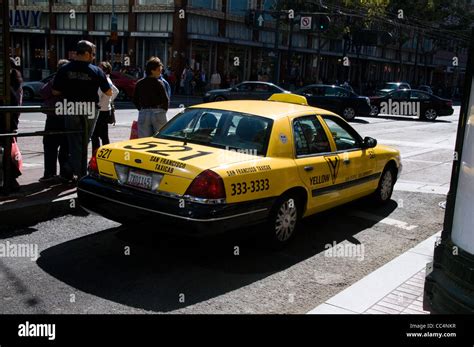 Taxis in San Francisco .